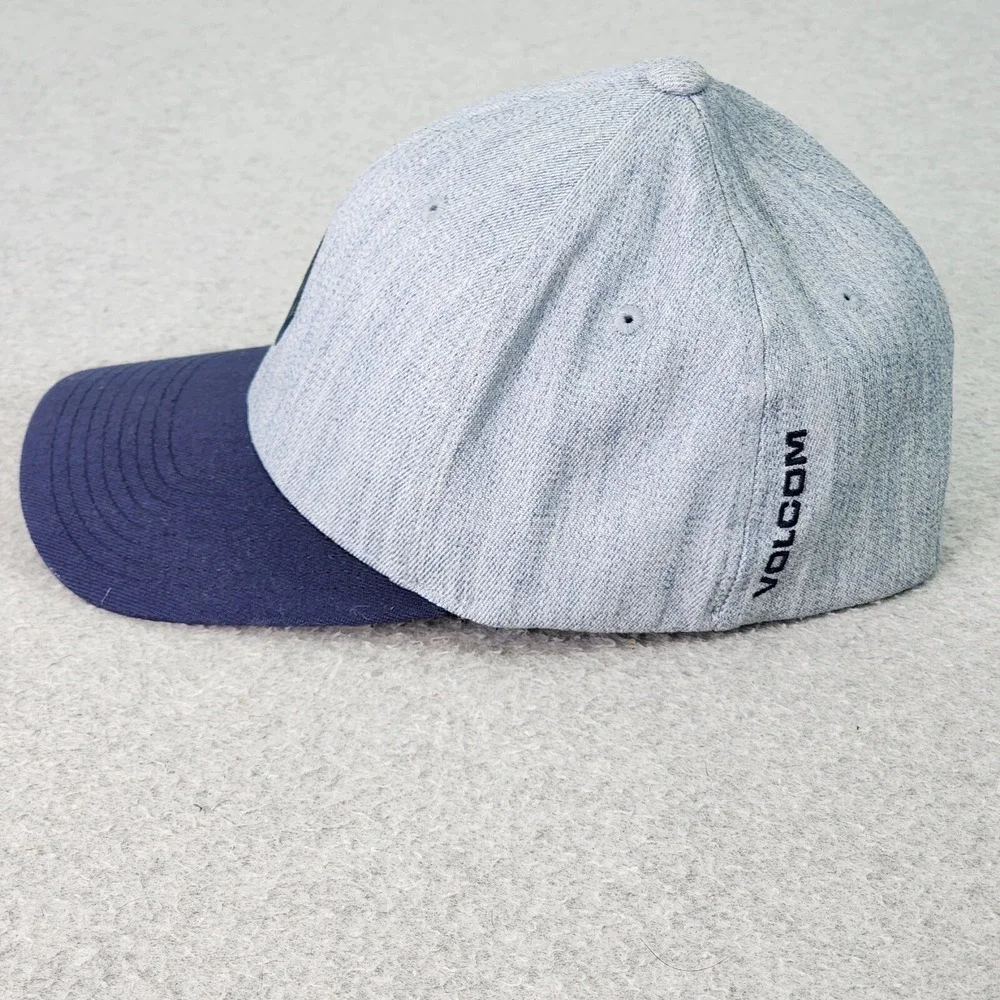 Volcom Stone Gray Hat Mens S/M Navy Blue Flexfit‎ Pre-Curved Sports Cap